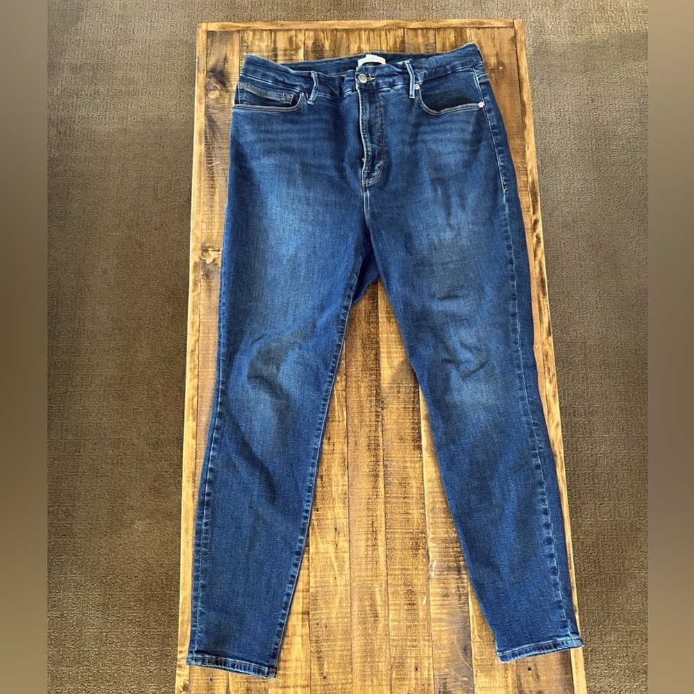 Good American Good Legs Jeans